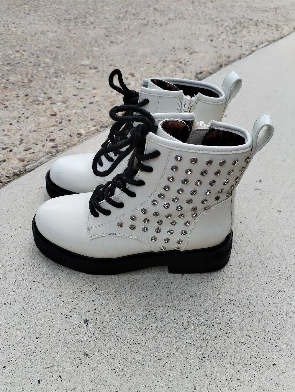Kids Steve Madden Boots size 13, Like New .